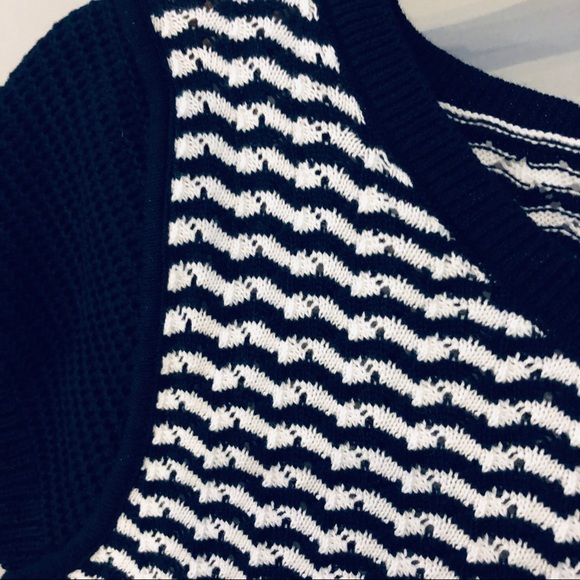 Anthropologie Alessia Navy Blue / White Knit Top - Picture 4 of 9
